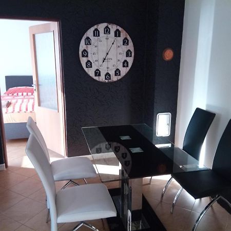 Apartman U Zlateho Krizku Velké Meziříčí Bagian luar foto